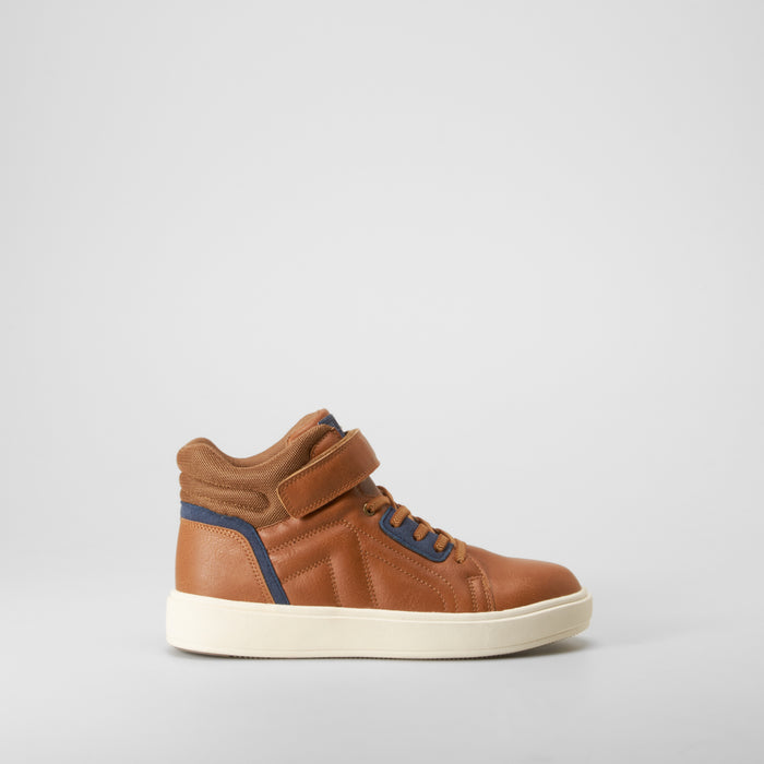 BotÃn deportivo marrón SEVEN FIVE