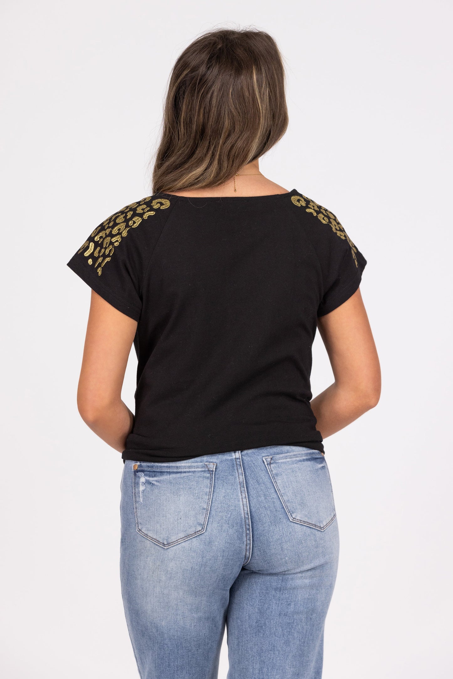 The Lizzy Women's Animal Print Short Sleeve Top