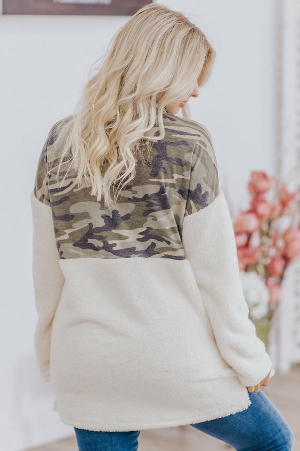 Clean Slate Camo Color Block 1/2 Zip Up Long Sleeve Sherpa in Ivory