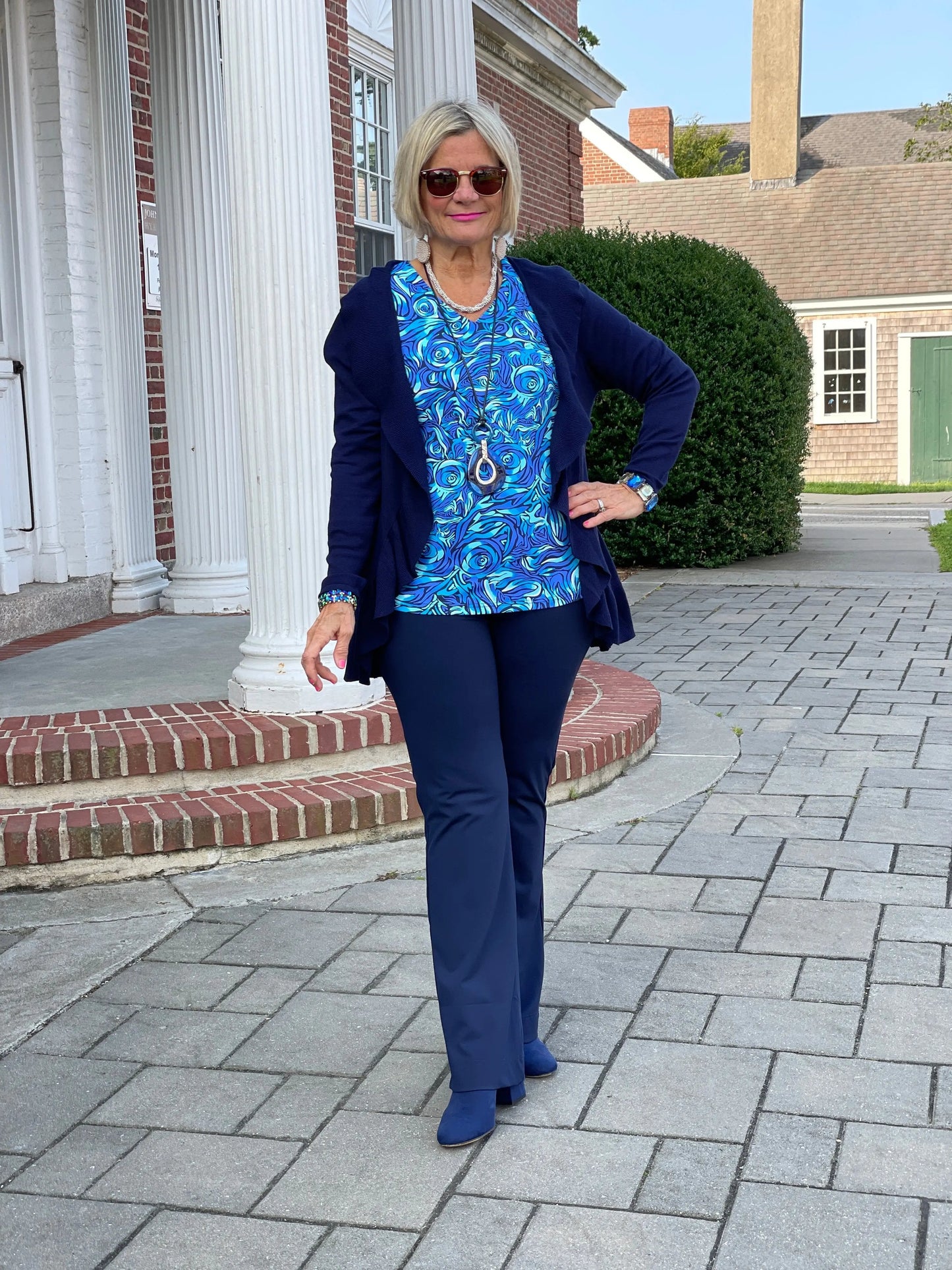 FANTASIA BLUE V NECK TOP