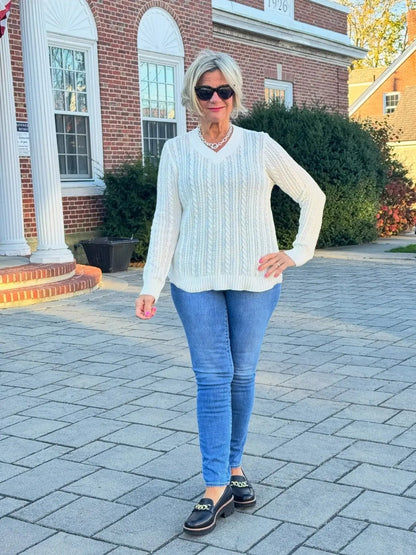 LULU-B CABLE WHITE V NECK SWEATER