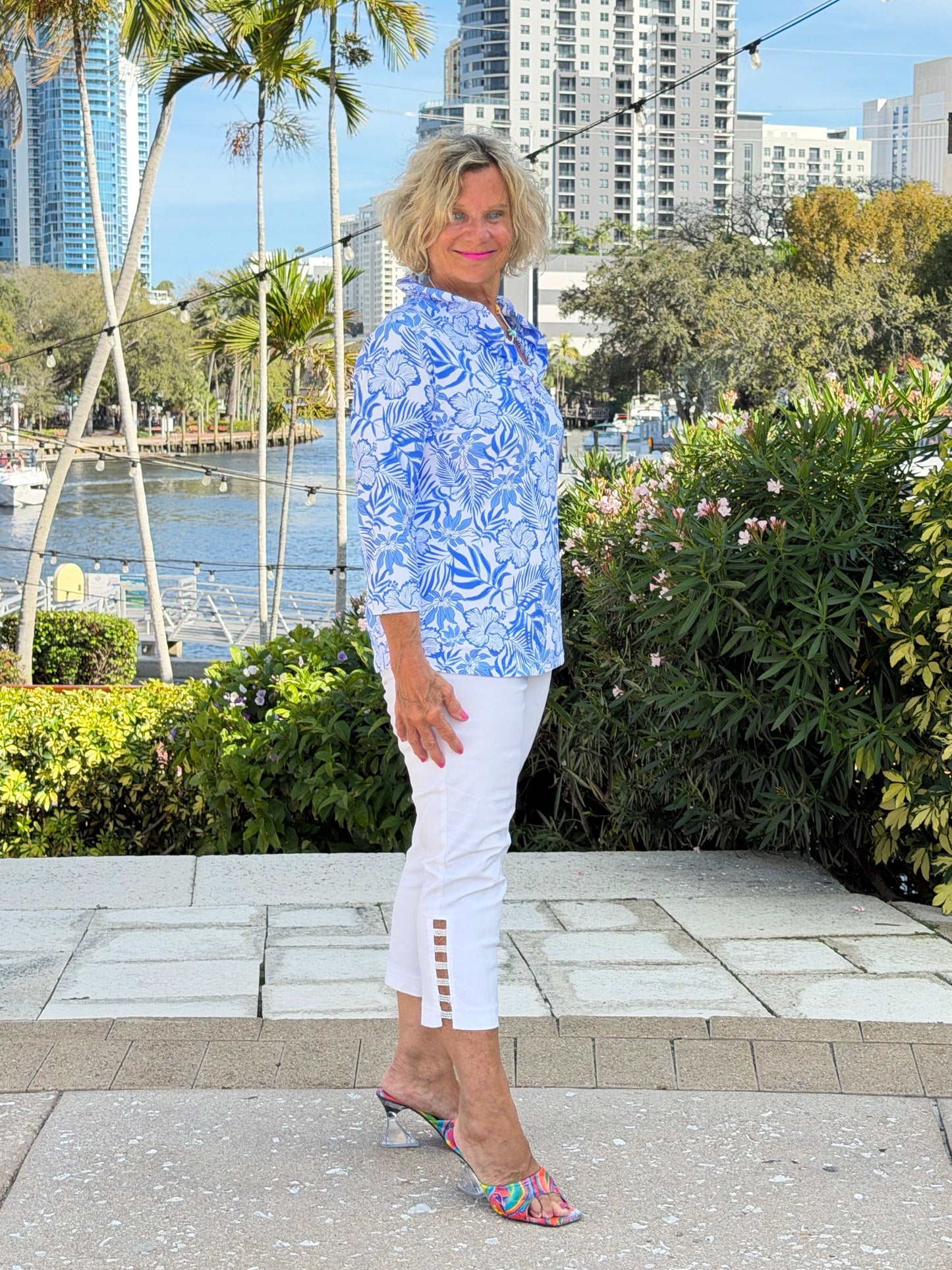 LULU B HIBISCUS COAST RUFFLE TOP