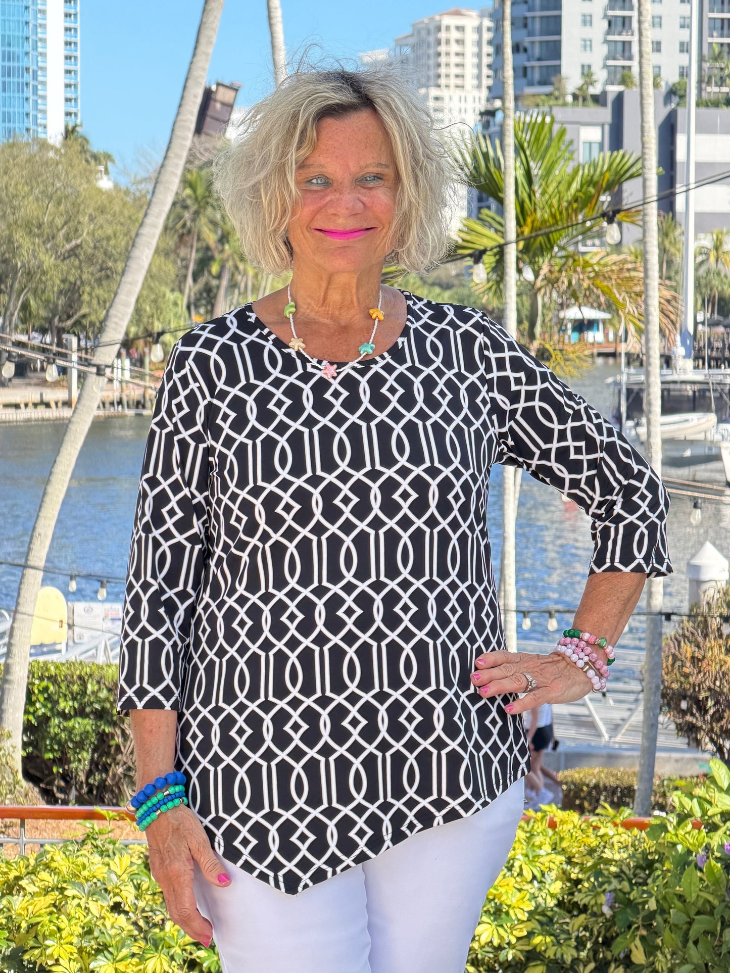 LULU B MIDNIGHT TRELLIS ASYMMETRIC TOP