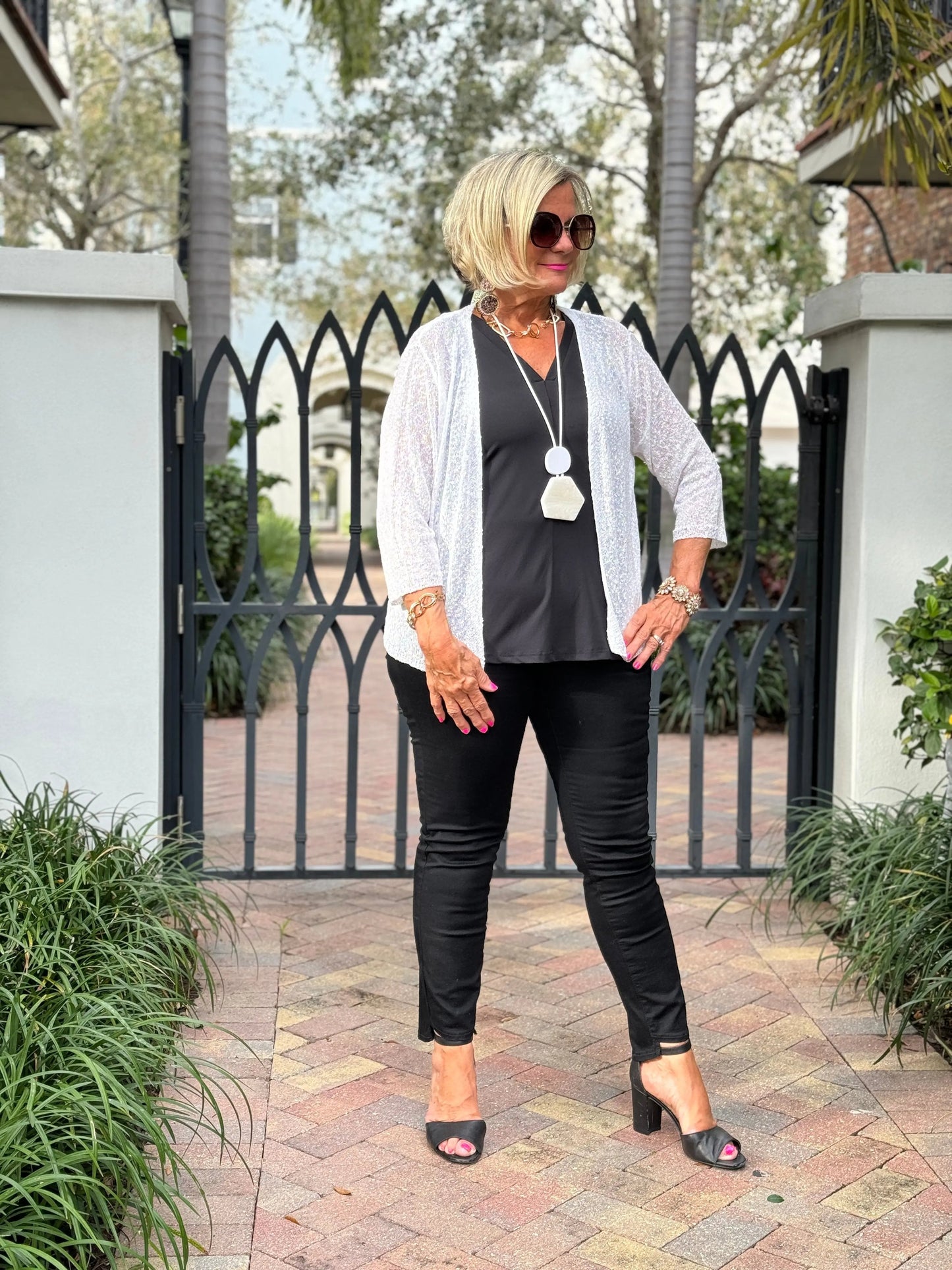 LULU-B HUNTER WHITE WRAP