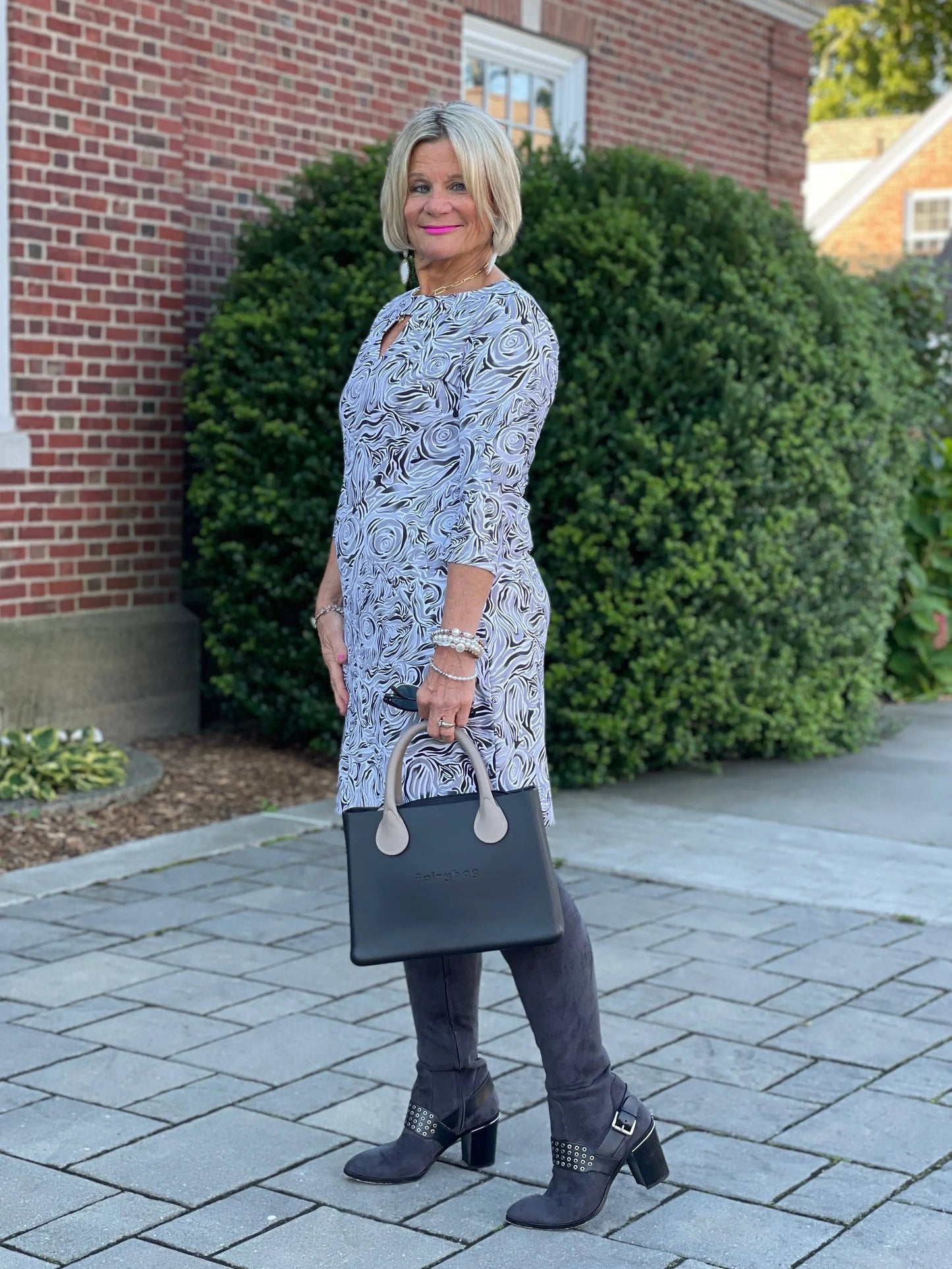 ELEGANT EXPRESSIONS KEYHOLE DRESS