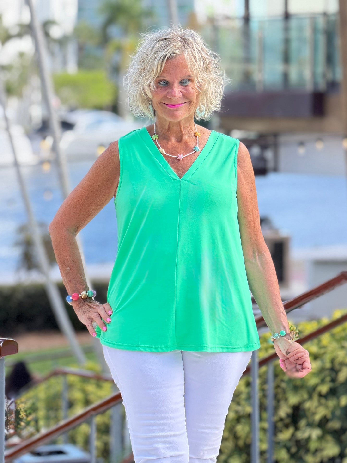 COASTAL GREEN TAILORED V