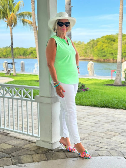 CLEAR LIME SOLID SLEEVELESS V TOP