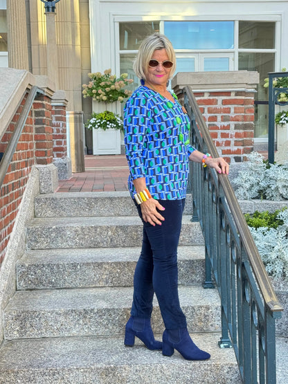 Lulu B Seaport Geo V-Neck Top