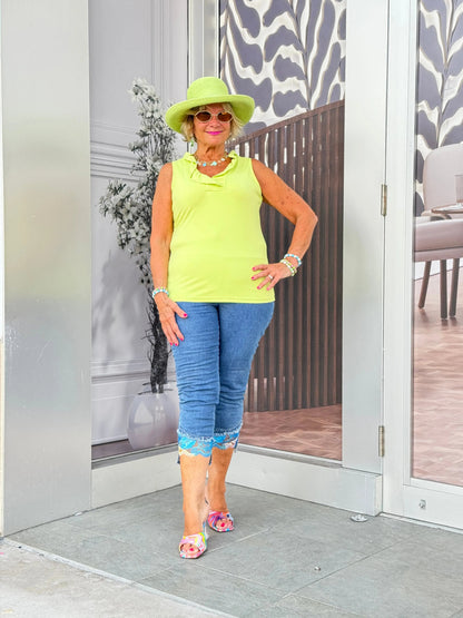 LULU-B SUN SLEEVELESS RUFFLE TOP
