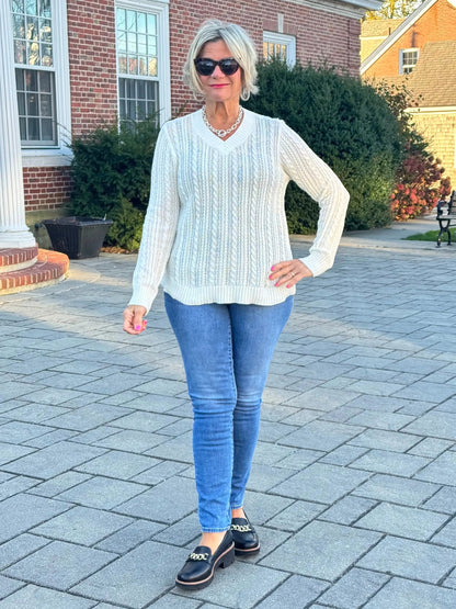 LULU-B CABLE WHITE V NECK SWEATER