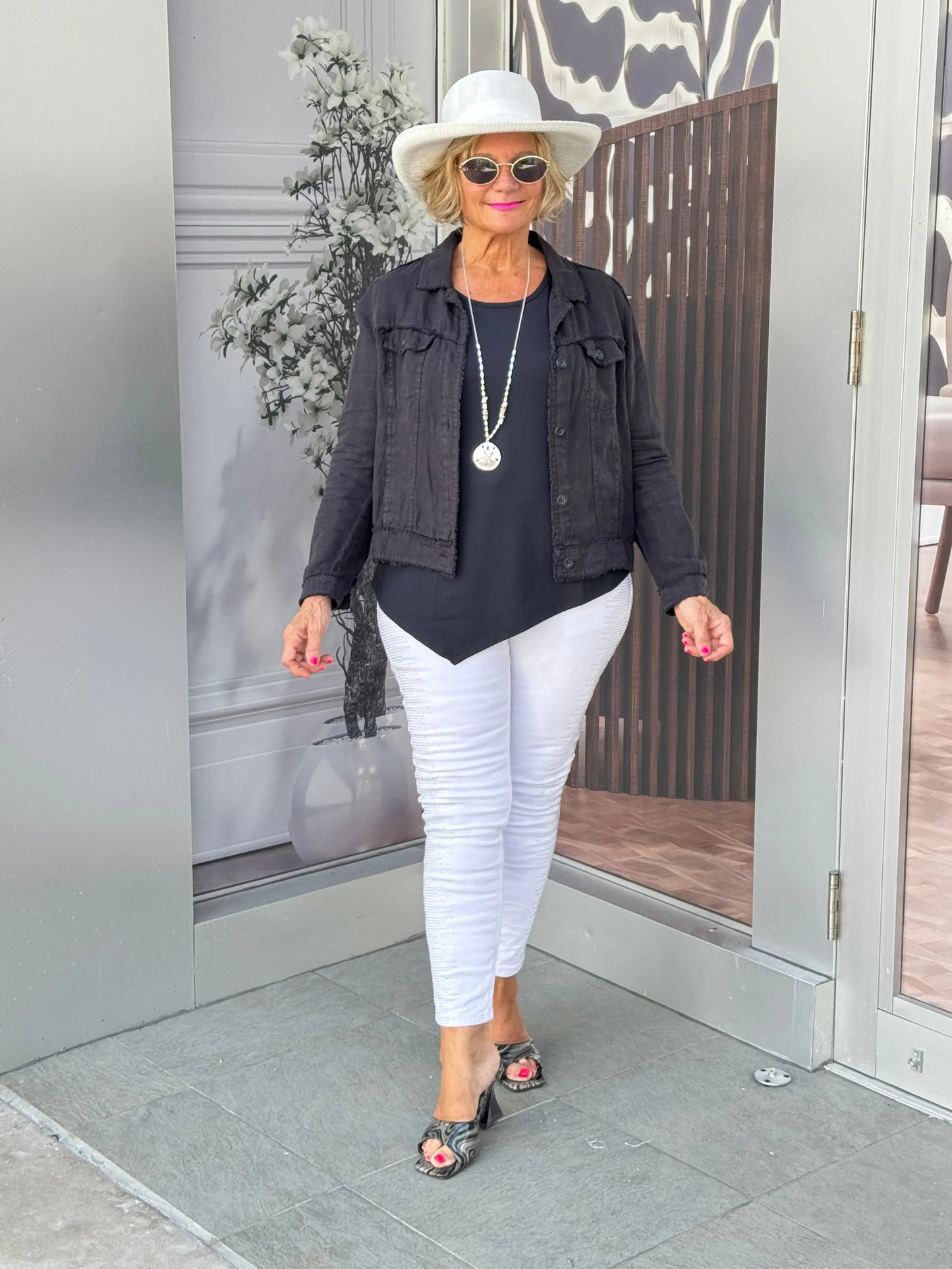 LULU B BLACK LINEN JACKET