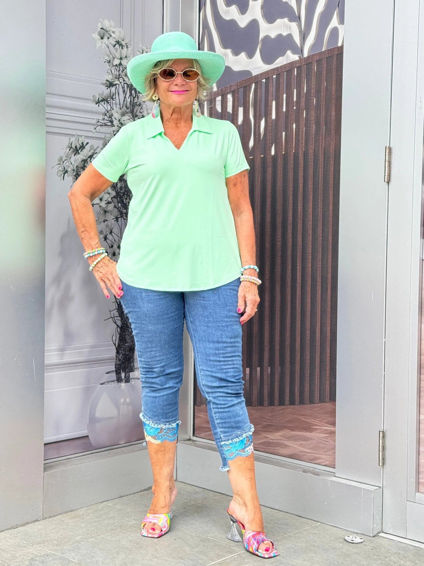 LULU-B CLEAR LIME SHORT SLEEVE COLAR TOP