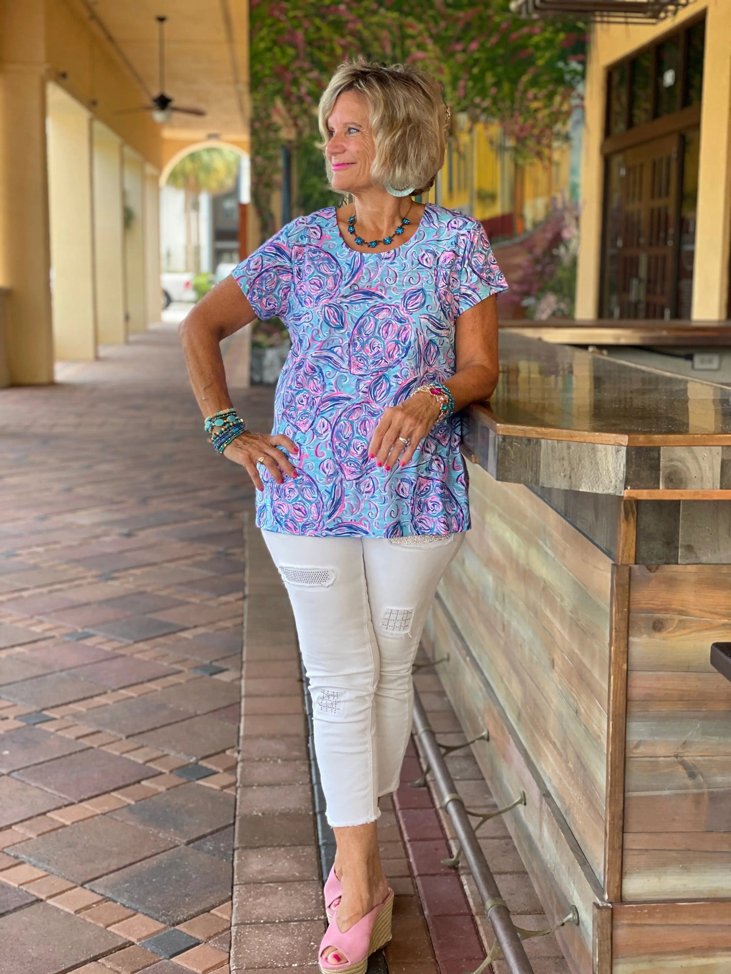 ISLE BLUE  PINEAPPLE SHORT SLEEVE
