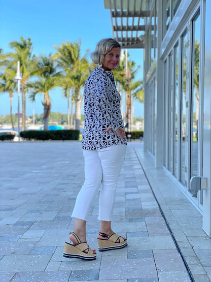 BLACK AND BEIGE PALM ZIPPER TOP