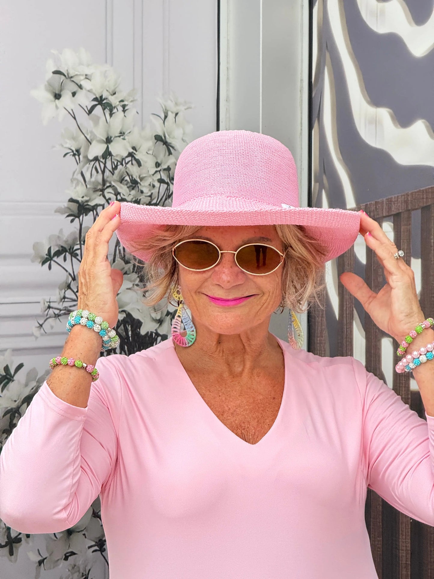 LULU-B CLEAR PINK V NECK TOP