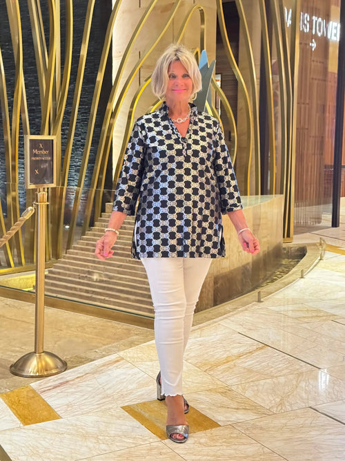 LULU-B BLACK AND SILVER TUNIC