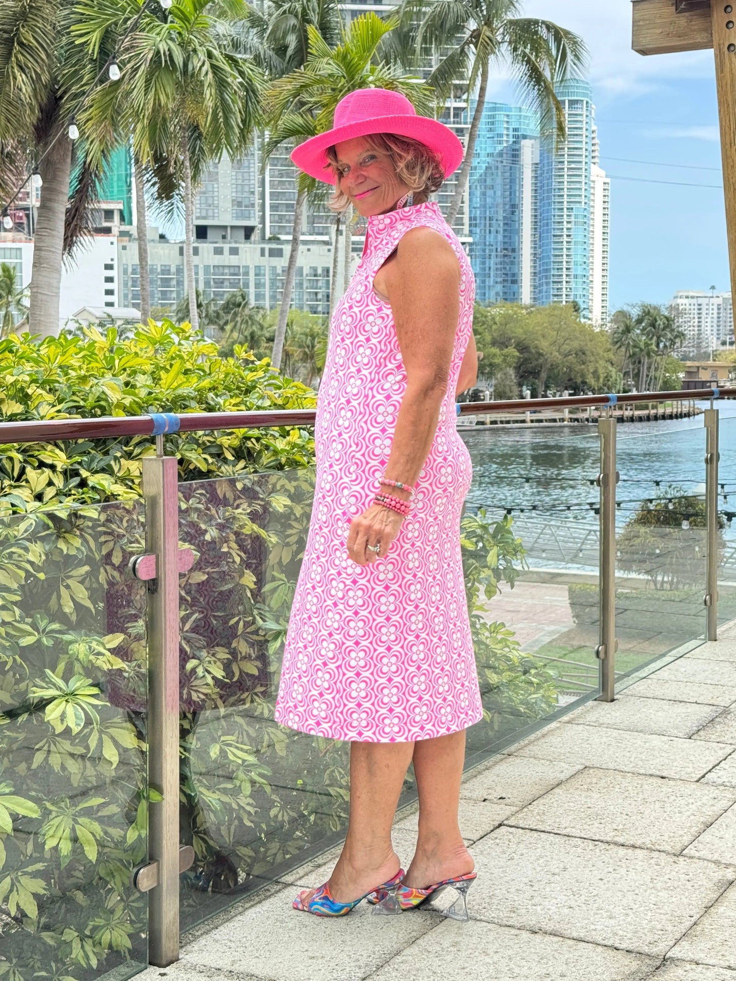 LULU B TROPIC PETALS MIDI SLEEVELESS 1/4 ZIP MAXI DRESS