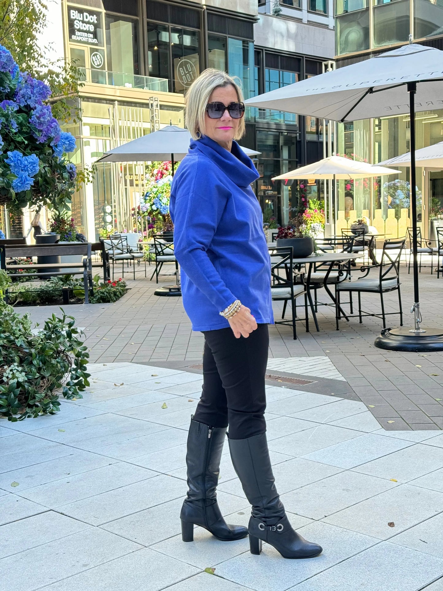 LULU-B SAPPHIRE BUTTON ASYMMETRICAL TOP
