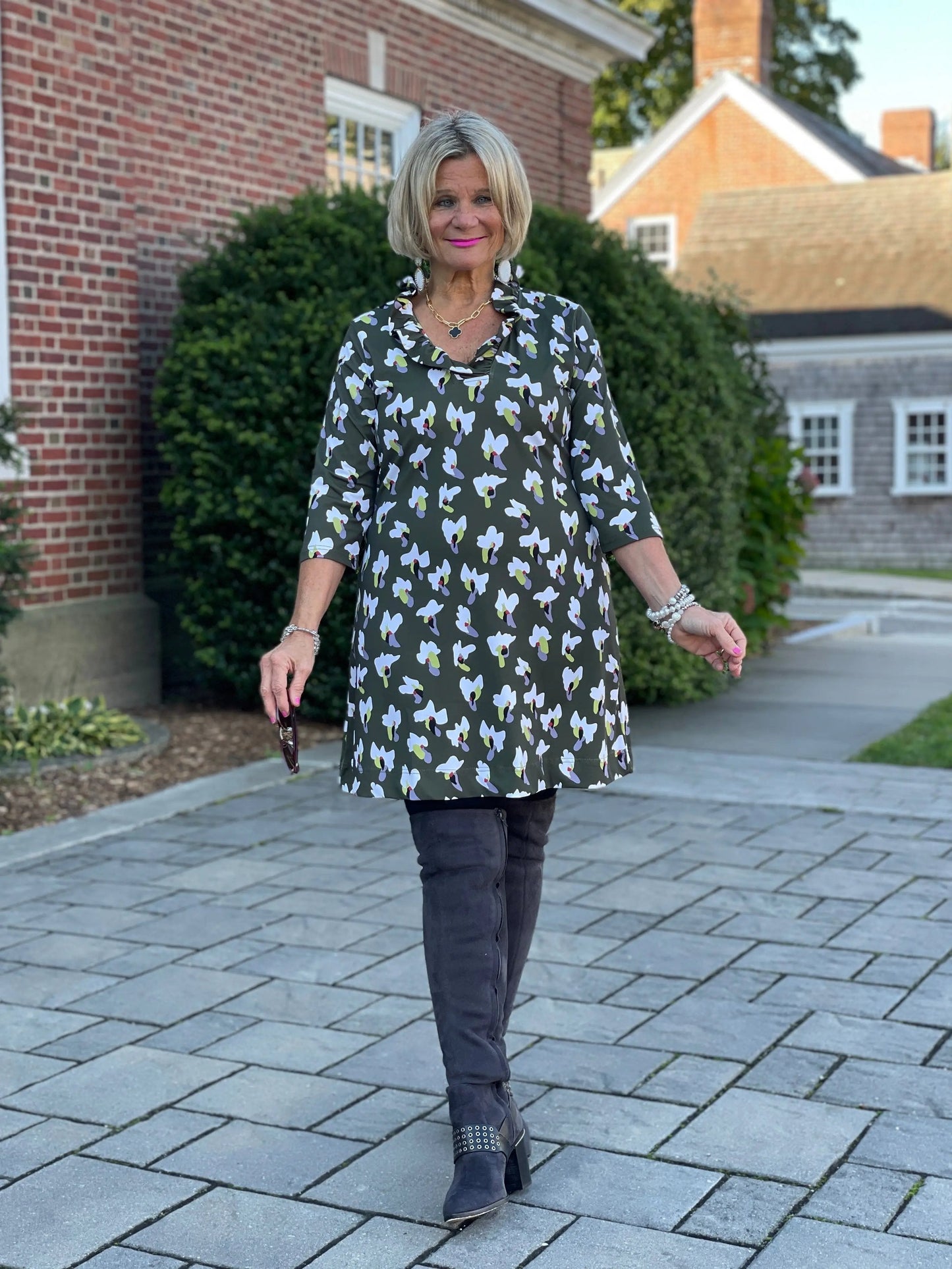 GREEN DREAMING RUFFLE NECK DRESS