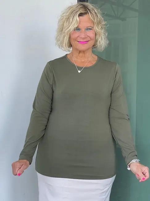 BASE LAYER TOP 11 COLORS