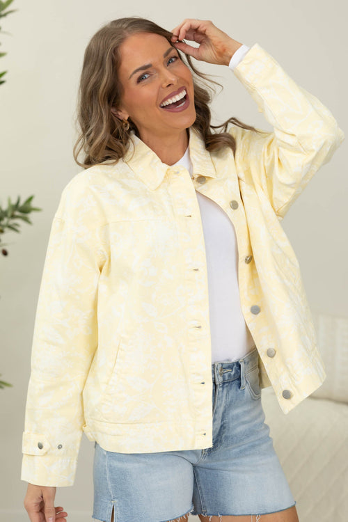 Contrast Collar Oversized Denim Jackets- 100% Cotton