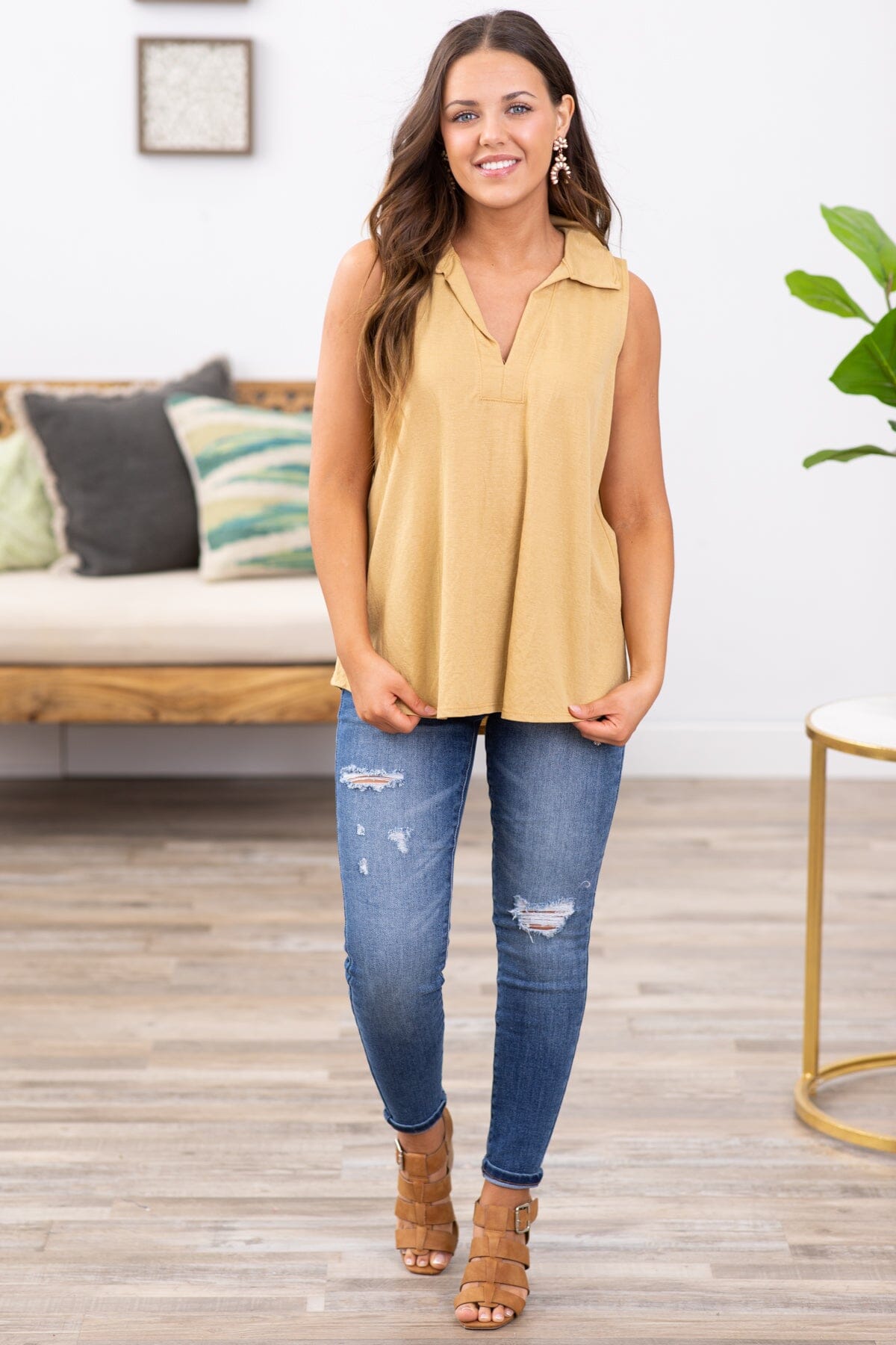 Cinnamon Collared Notch Neck Tank
