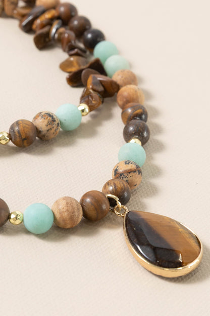 Camel Beads And Stone Pendant Necklace