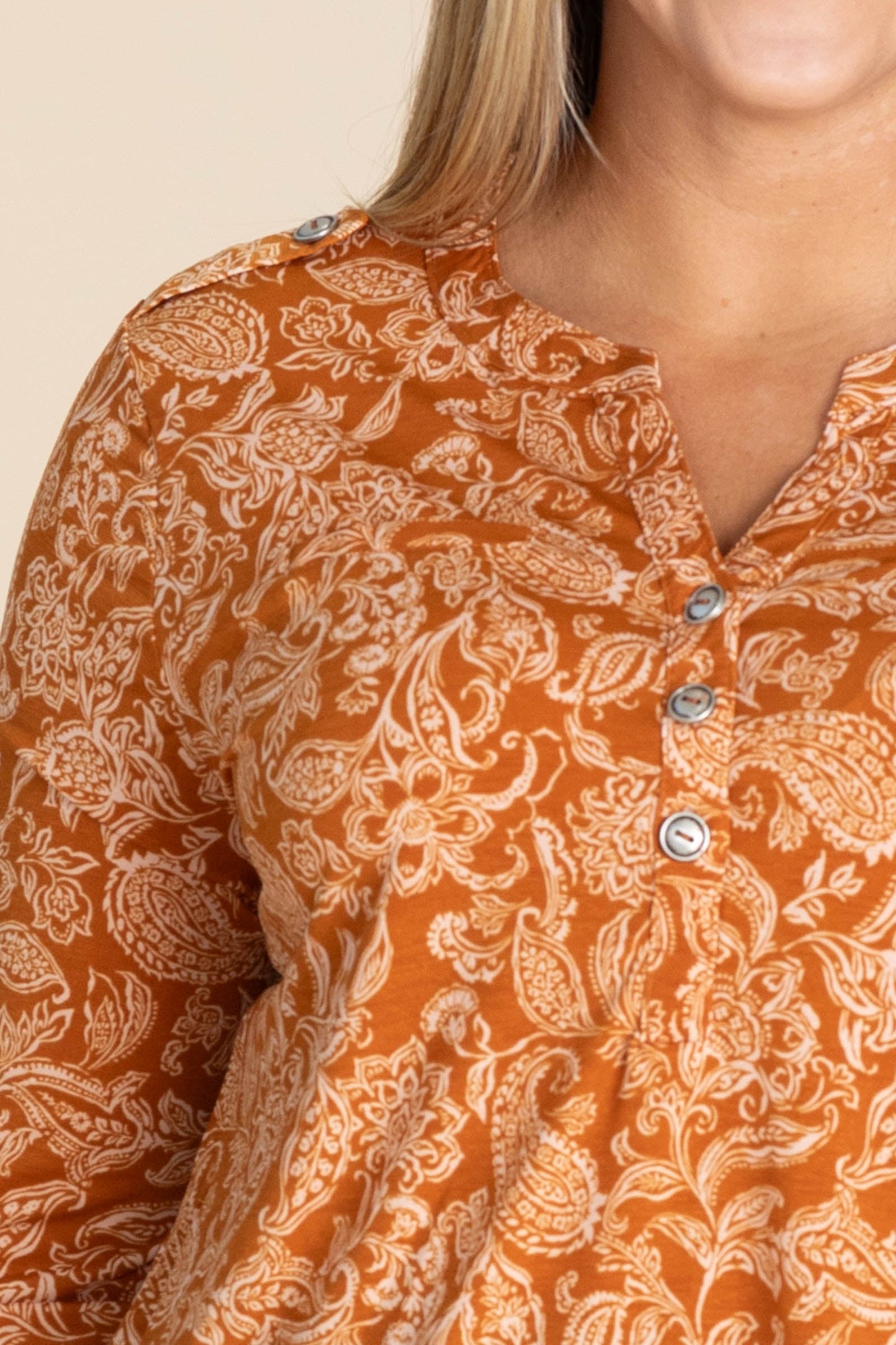 Cinnamon Printed Lizzy Wrinkle Free Top