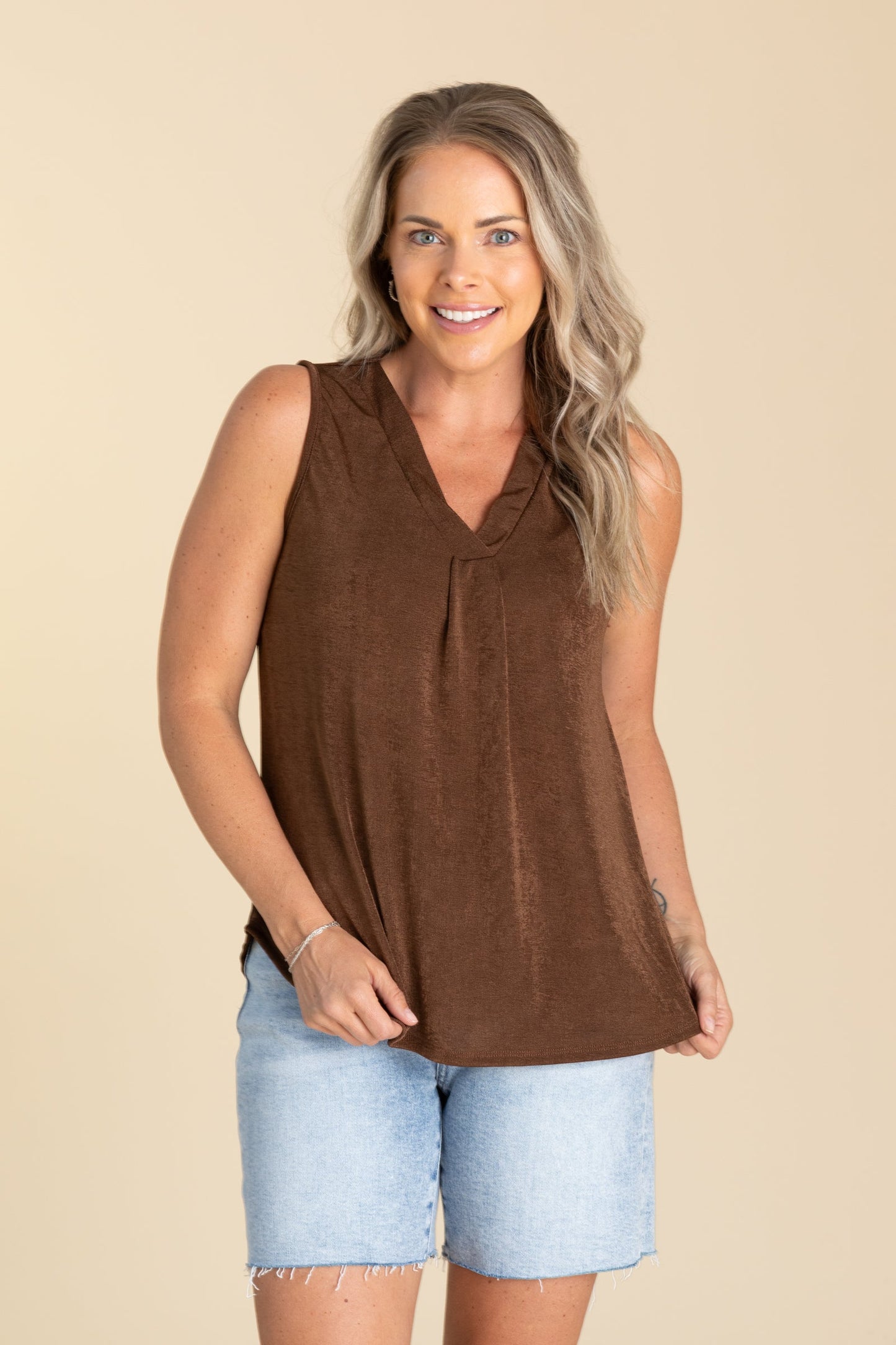 Brown Relaxed Fit V-Neck Knit Top
