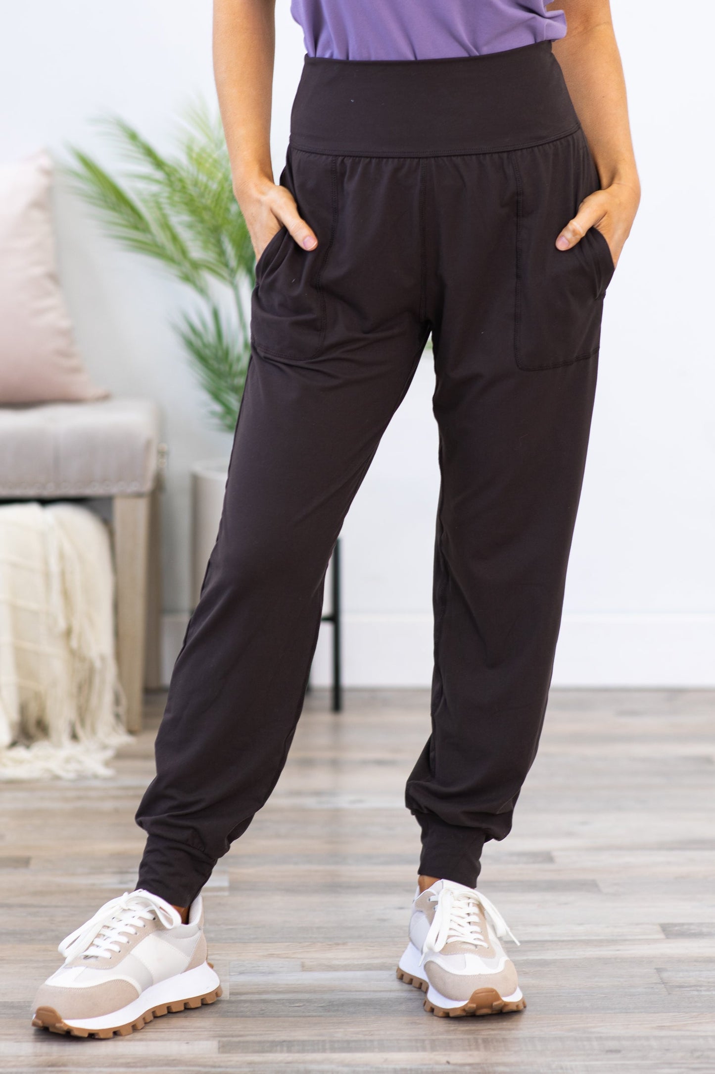Brown Joggers With Pockets
