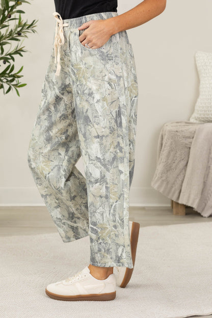 Camo Print Elastic Drawstring Waist Pant