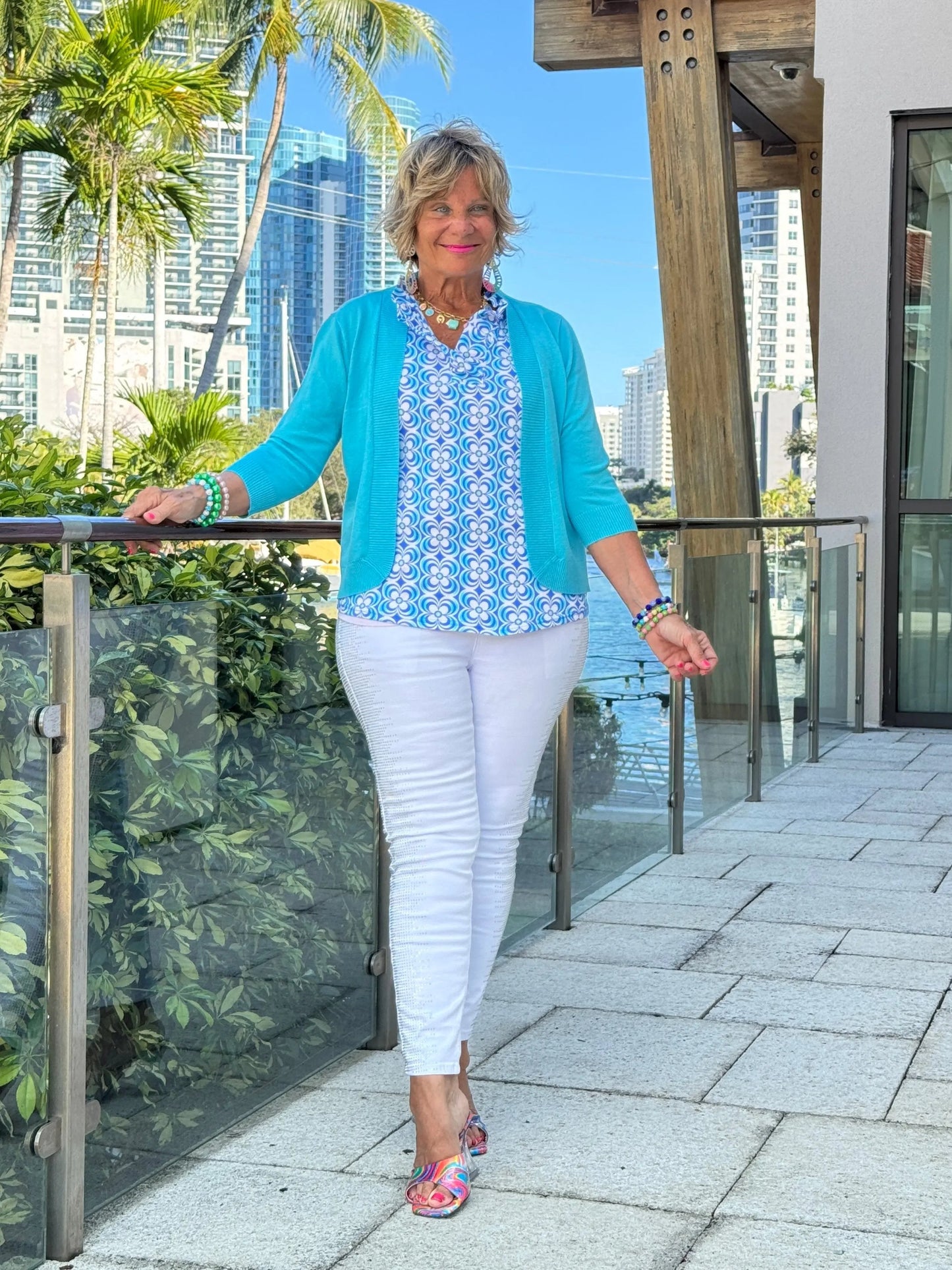 LULU B COASTAL BLOOM SLEEVELESS RUFFLE TOP