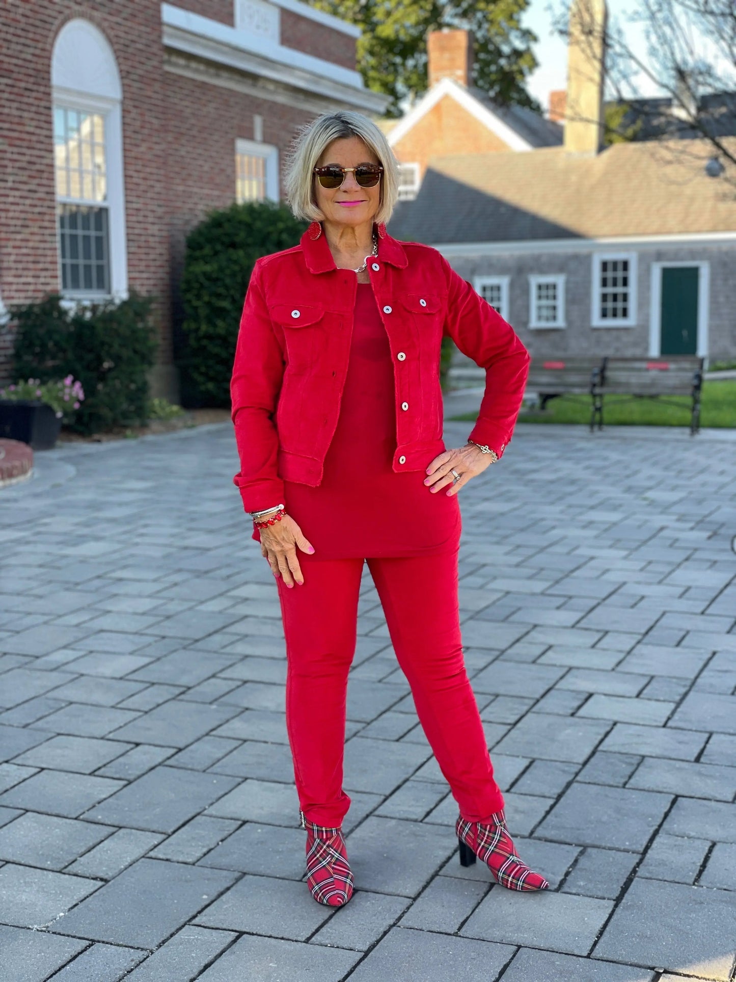 LULU-B RED VELOUR PANTS