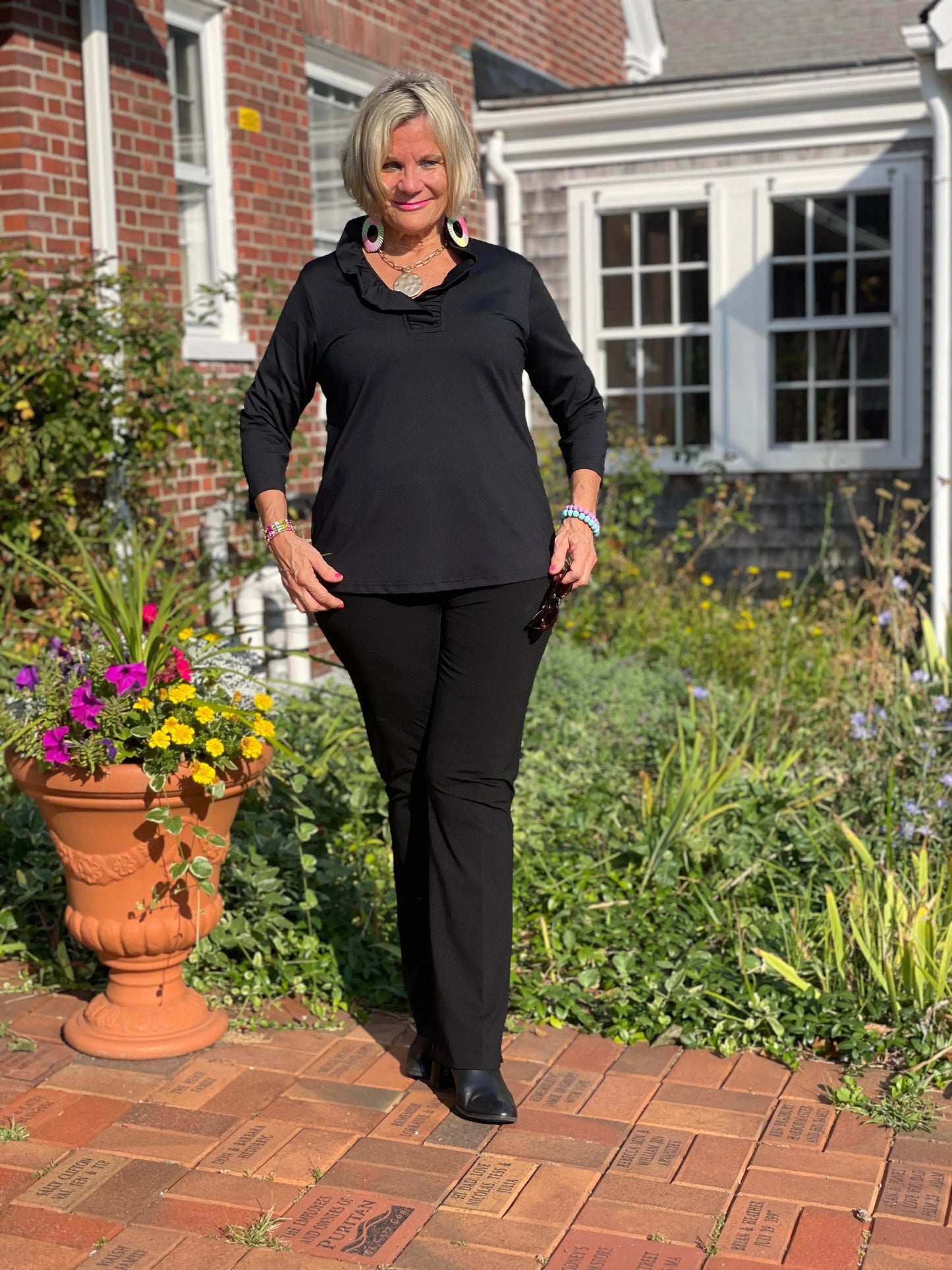 LULU-B BLACK RUFFLE TOP