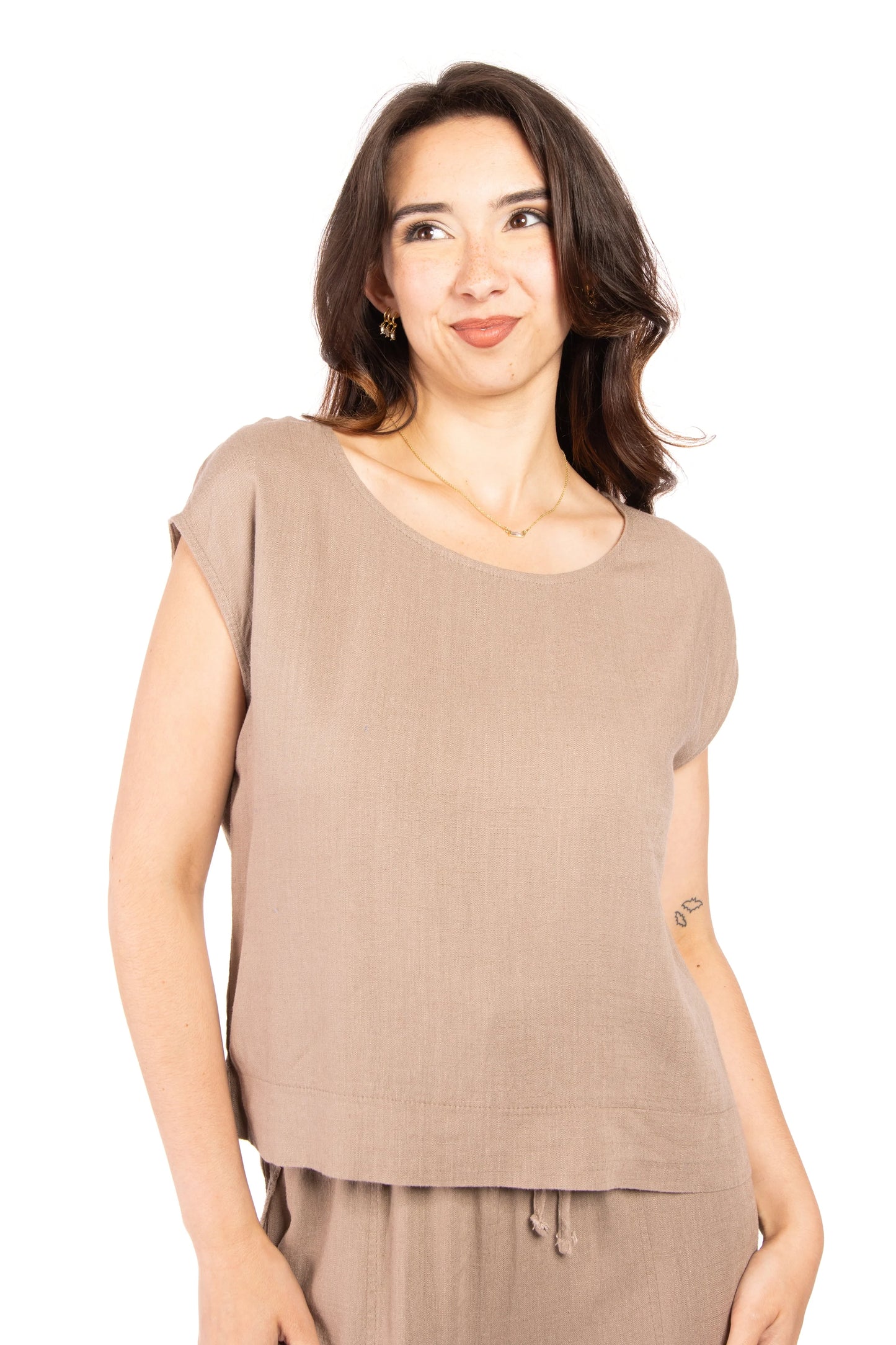 Women's Relaxed Linen Blend Short Sleeve Top