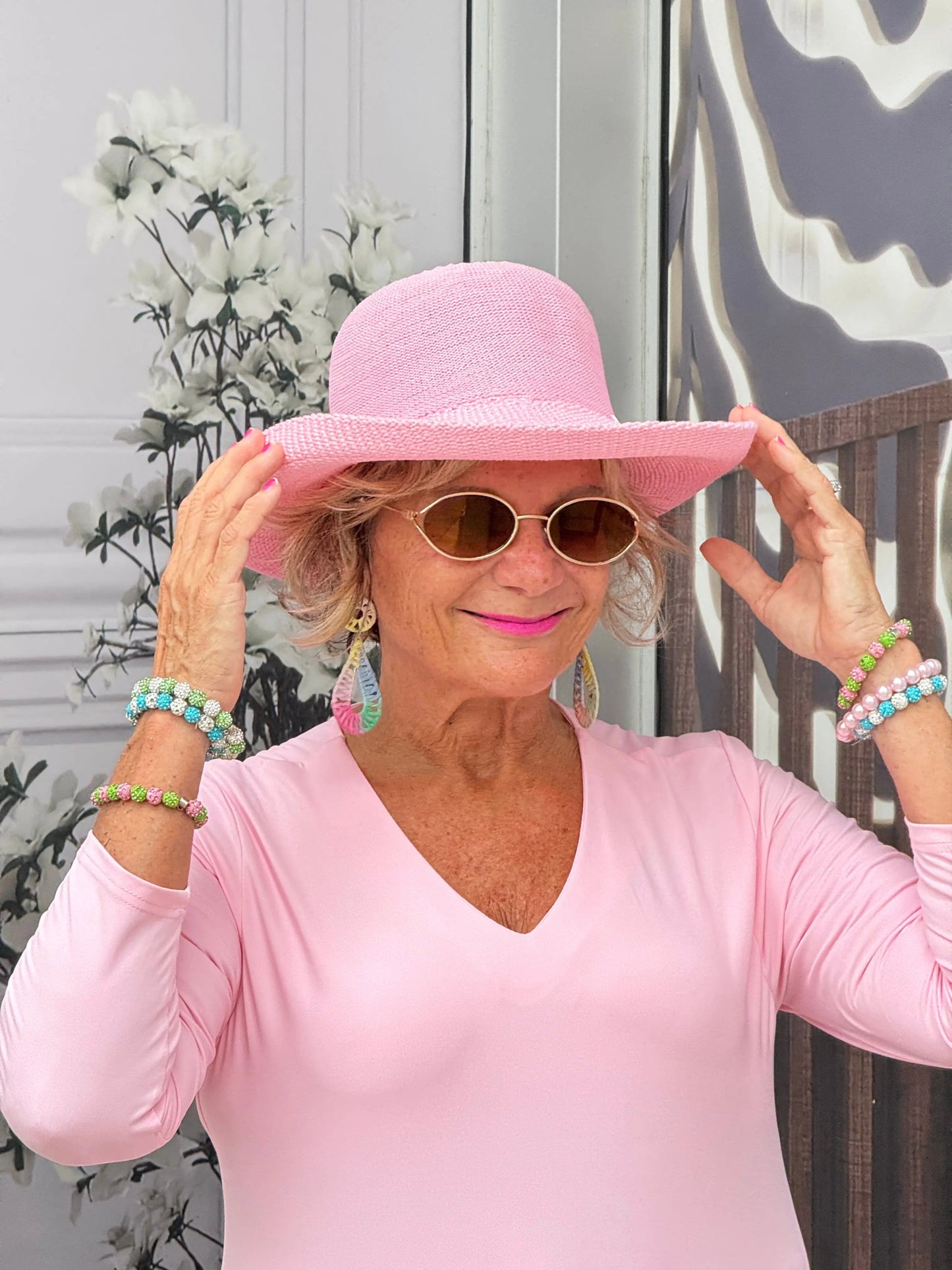 LULU-B CLEAR PINK V NECK TOP