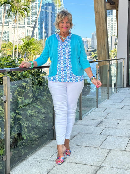 LULU B COASTAL BLOOM SLEEVELESS RUFFLE TOP