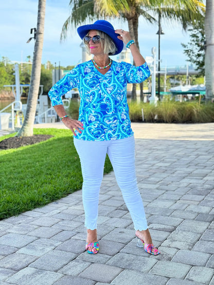 BLUE DREAMING V NECK TOP