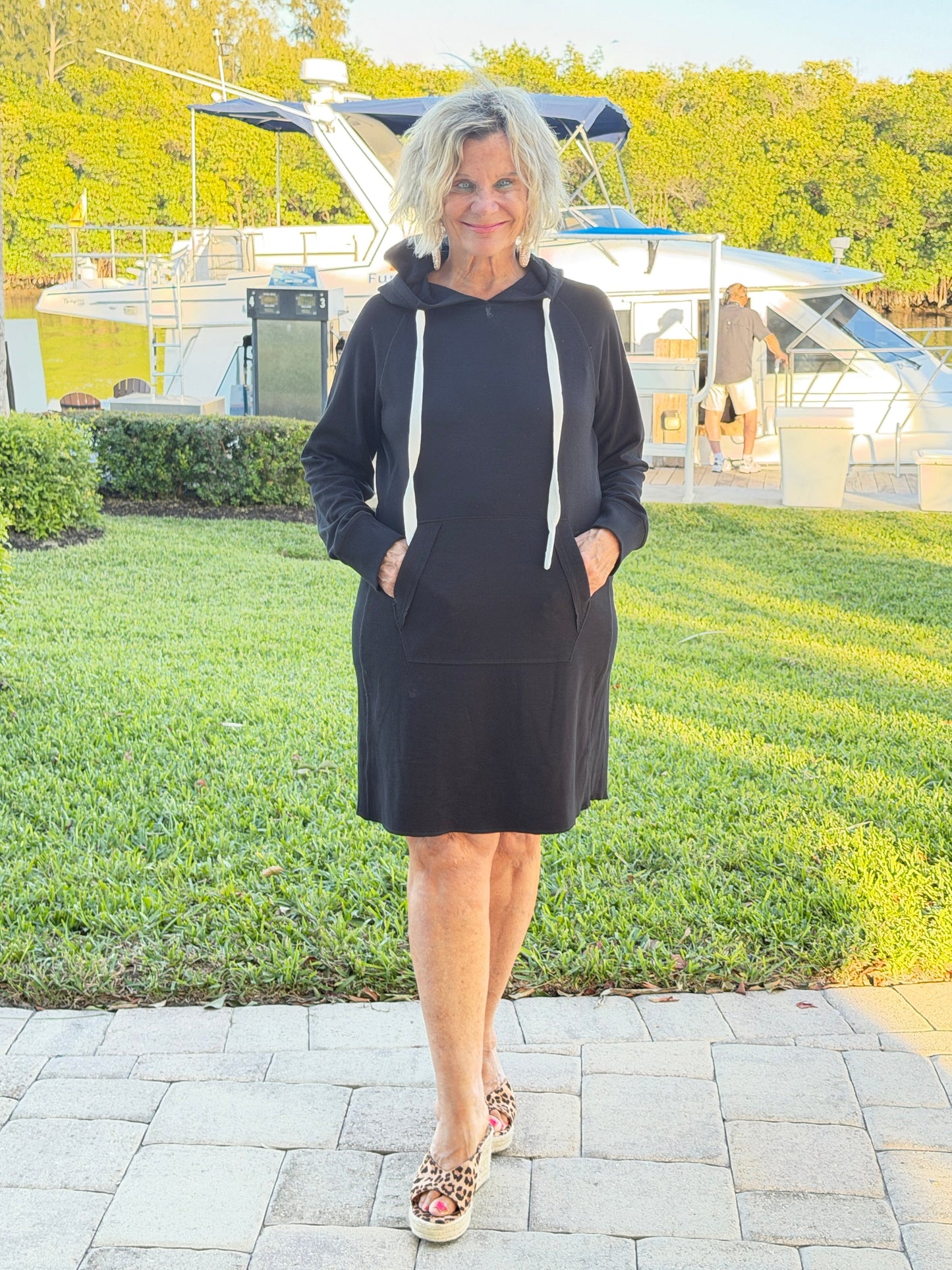 Lulu-b kangaroo pocket black scuba dress
