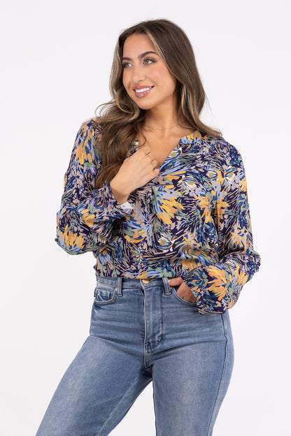 Sunday's Best Women's Floral Flowy Long Sleeve Top