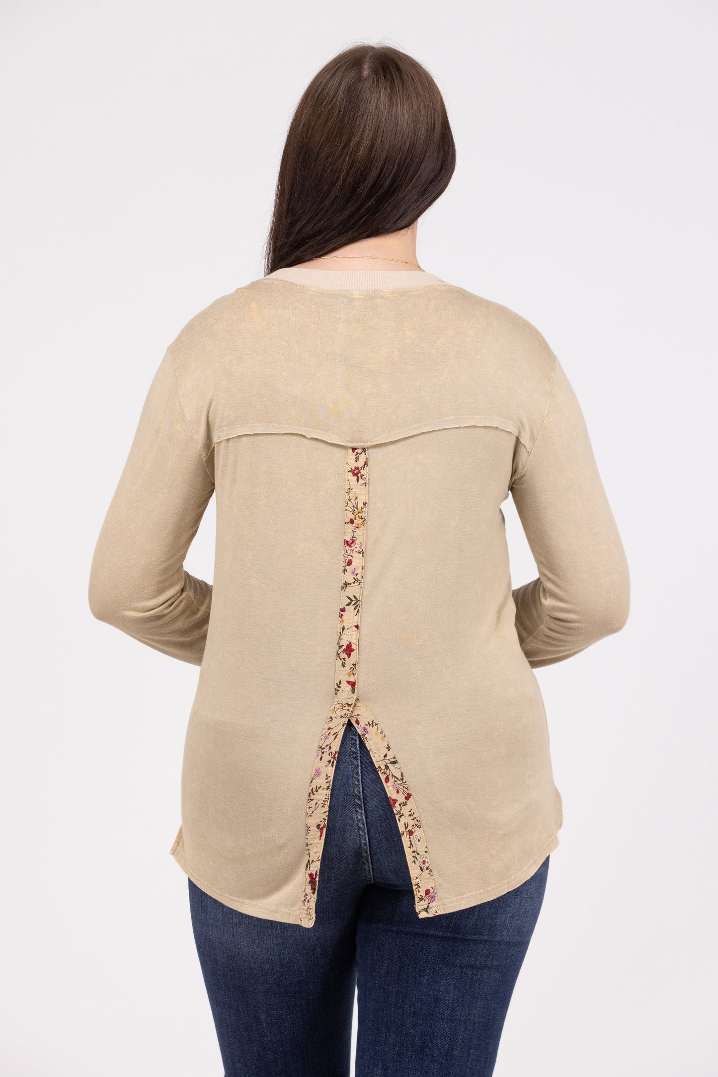 Cottage Living Women's Flattering Long Sleeve Top