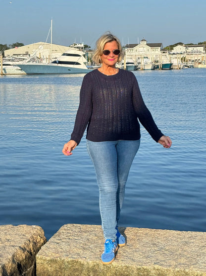 LULU-B BLACK CABLE CREW NECK SWEATER