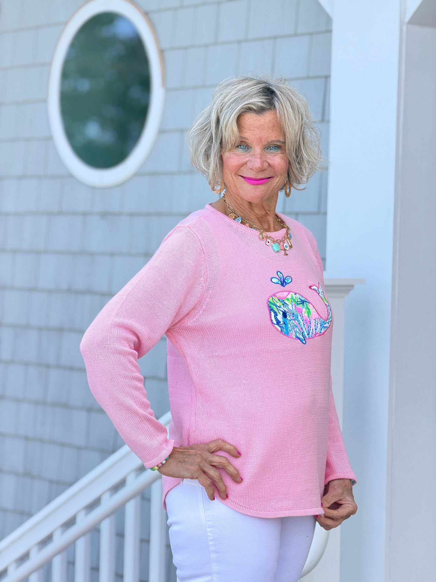 BEACH CLUB WHALE PINK SWEATER
