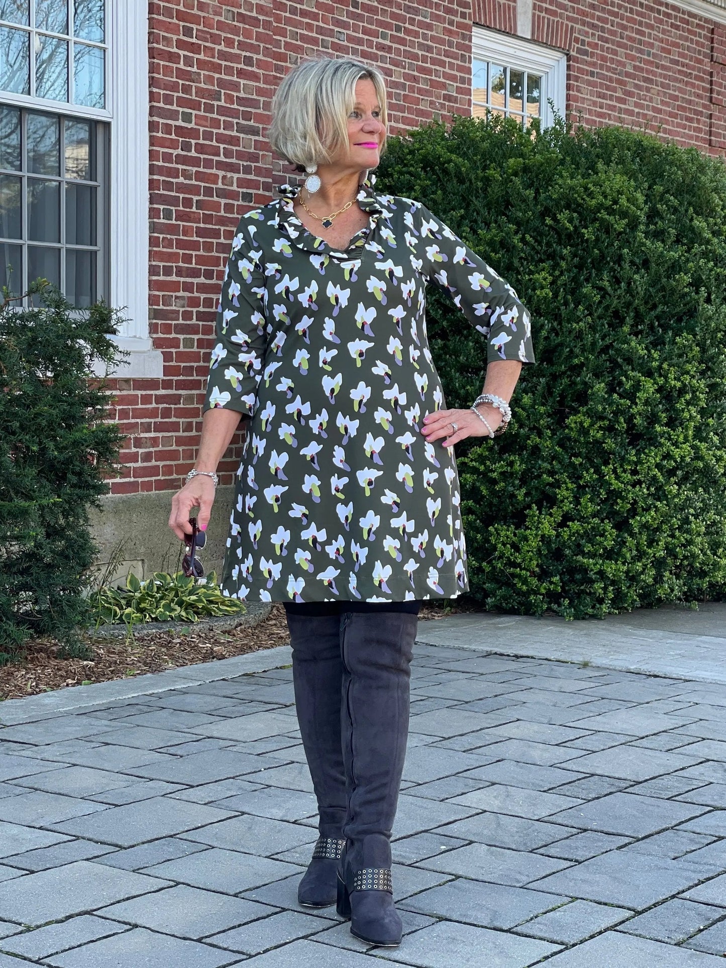 GREEN DREAMING RUFFLE NECK DRESS