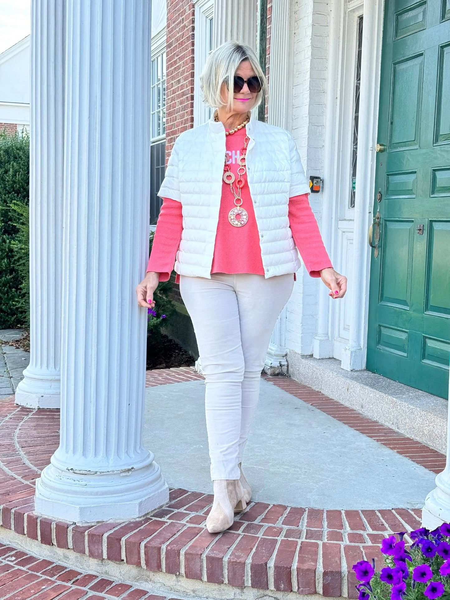 IVORY SHORT CAP SLEEVE PUFFER JACKET