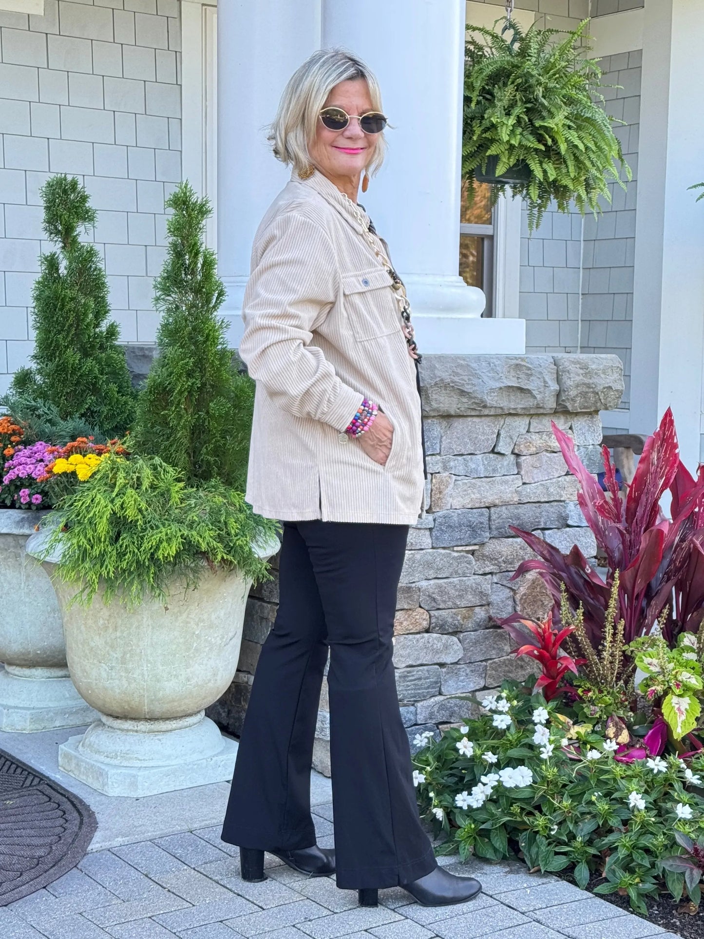 CREAM CORDUROY BUTTON JACKET