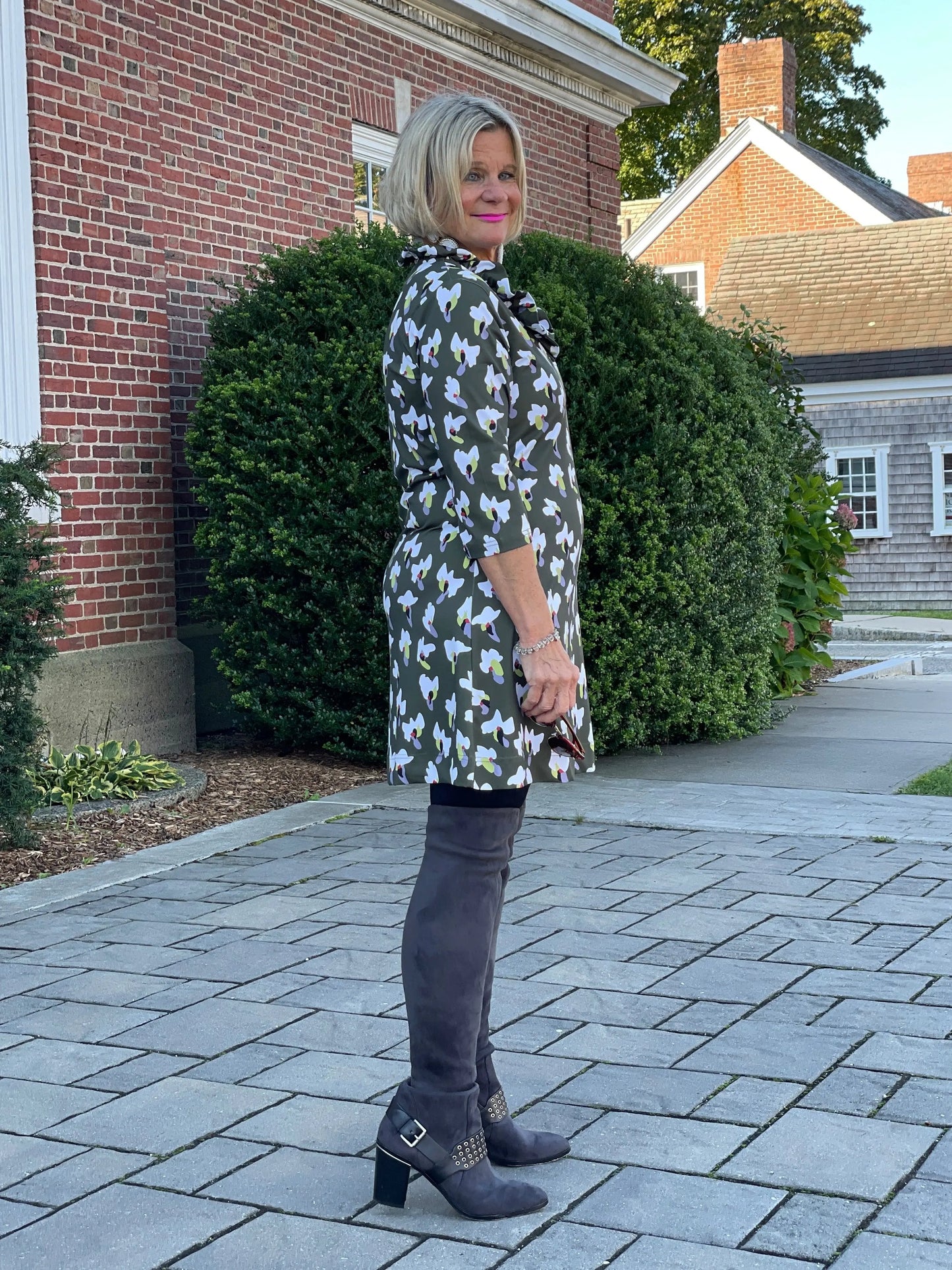 GREEN DREAMING RUFFLE NECK DRESS
