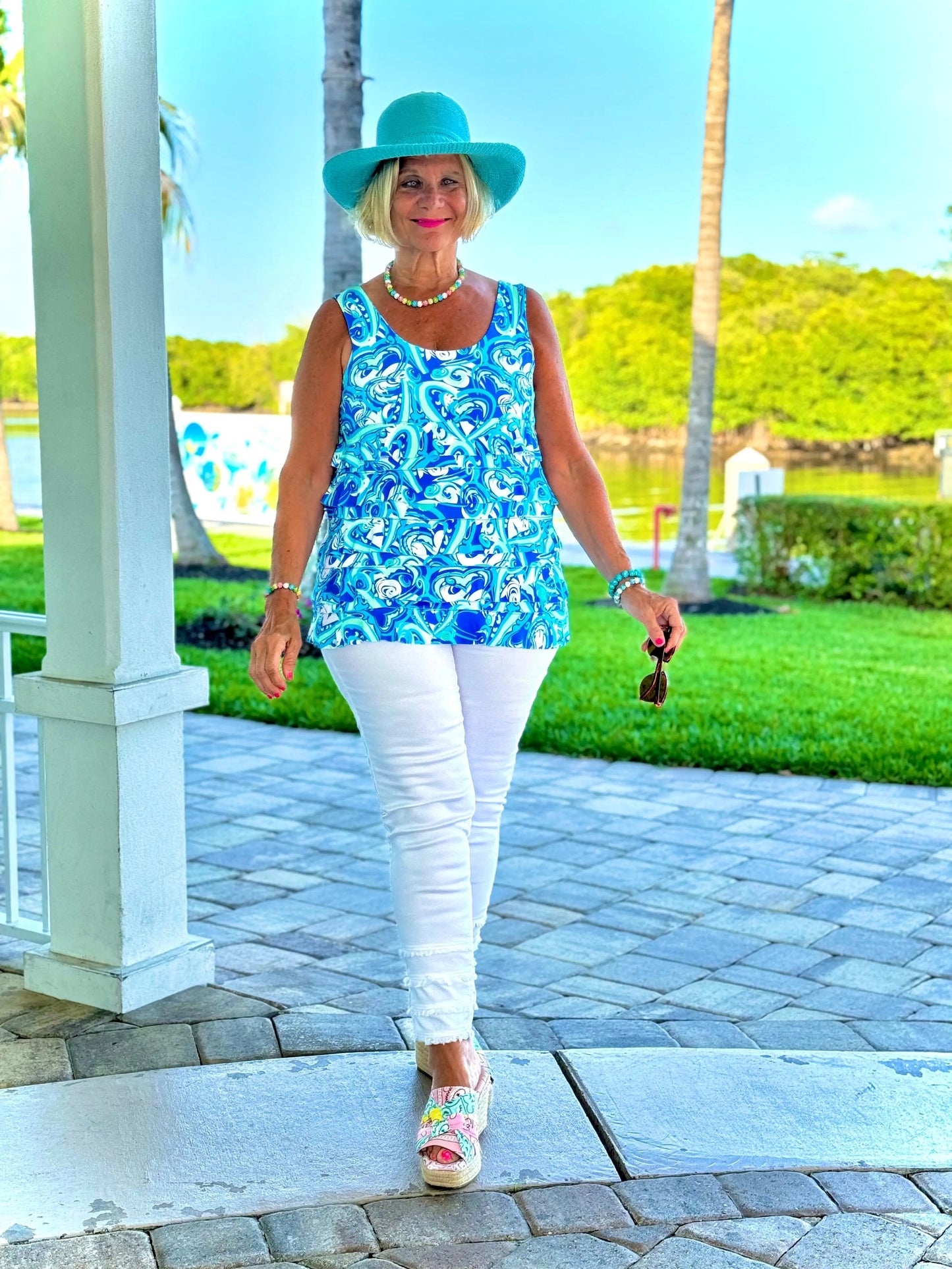 BLUE DREAMING HEART CHA CHA TANK