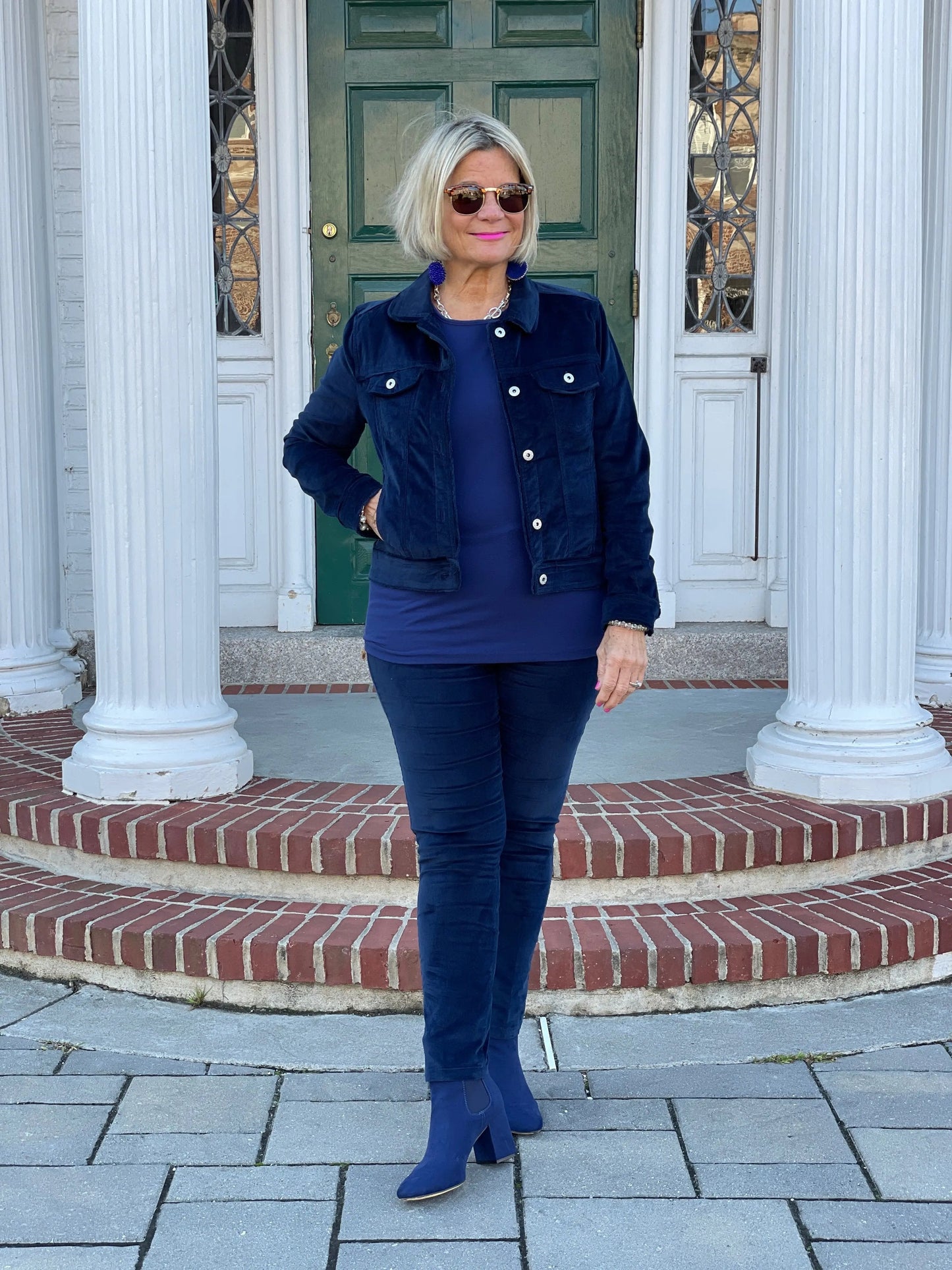 LULU-B NAVY VELOUR PANTS