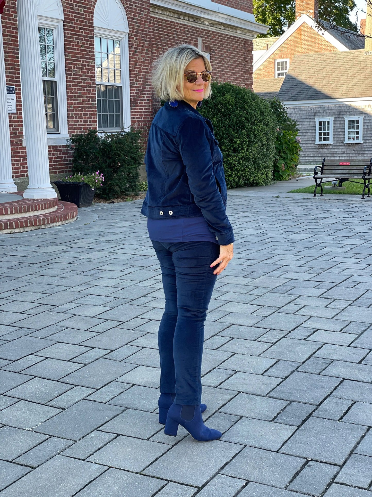 LULU-B NAVY VELOUR JACKET